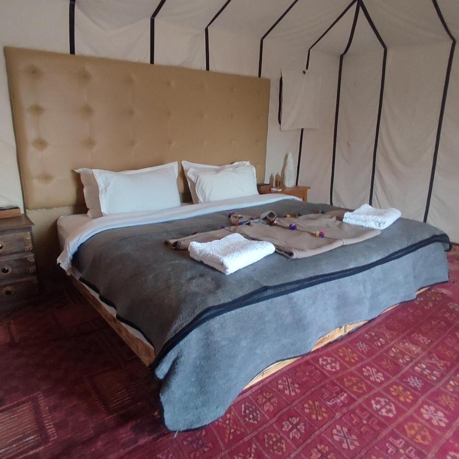 Overnight Luxury Camp 梅尔祖卡 外观 照片