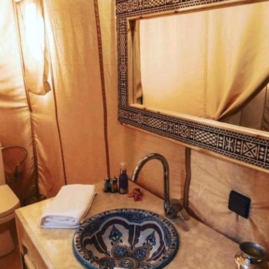 Overnight Luxury Camp 梅尔祖卡 外观 照片