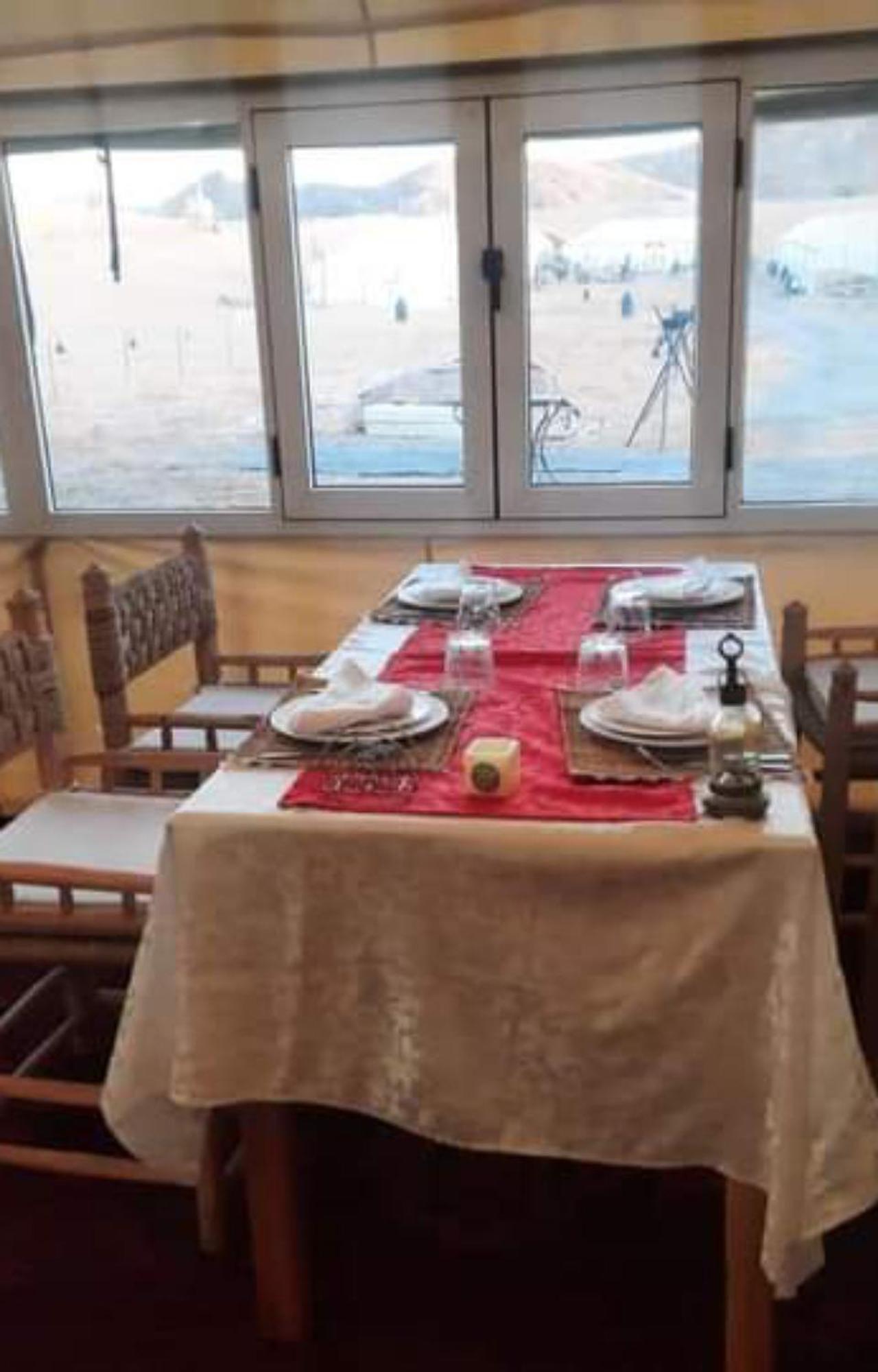 Overnight Luxury Camp 梅尔祖卡 外观 照片