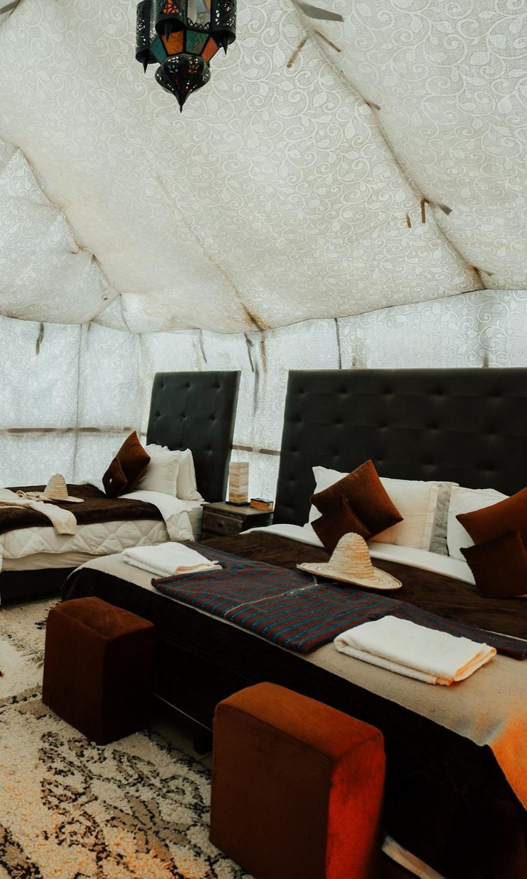 Overnight Luxury Camp 梅尔祖卡 外观 照片