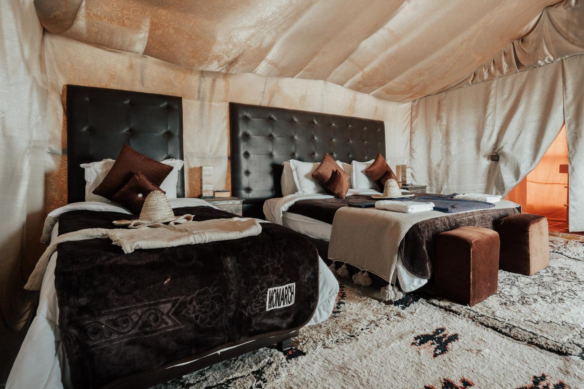 Overnight Luxury Camp 梅尔祖卡 外观 照片
